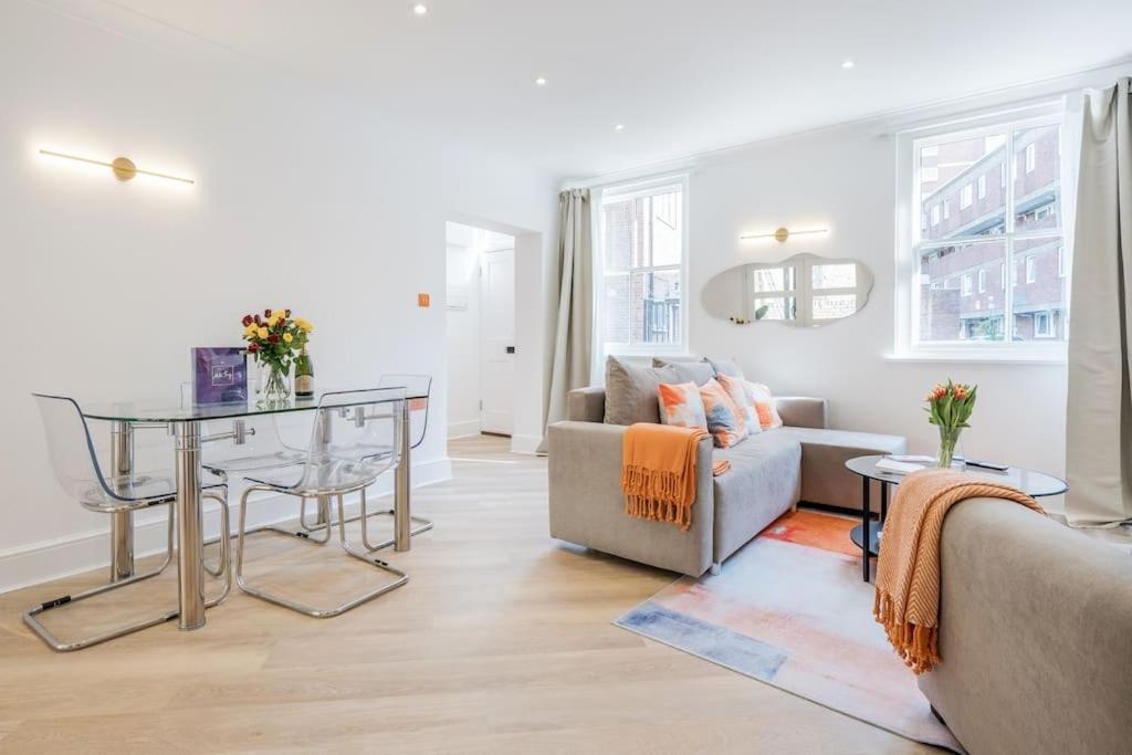 House 10 Mins To Tower Bridge Hot Tub & Parking Villa Londen Buitenkant foto